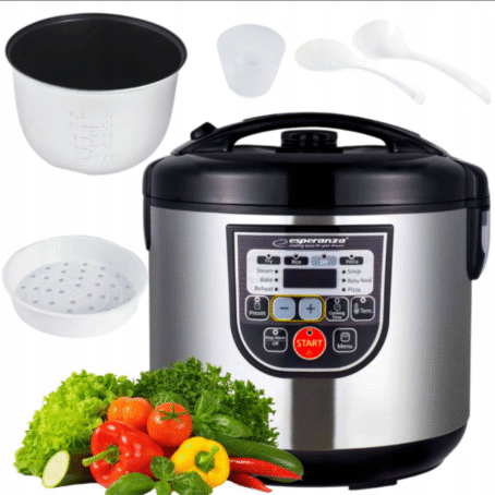 Nowoczesny multicooker elektryczny marki Esperanza z cyfrowym panelem sterowania, przedstawiony z akcesoriami: wewnętrznym garnkiem, miarką, łyżką do ryżu, łyżką do zupy oraz tacką do gotowania na parze. Na pierwszym planie świeże warzywa, symbolizujące zdrowe gotowanie. Urządzenie posiada różne tryby pracy: smażenie, gotowanie ryżu, makaronu, zup, pieczenie, podgrzewanie i wiele innych.