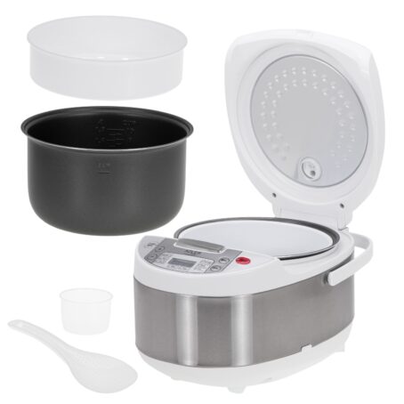 Multicooker ADLER z otwartą pokrywą, misą do gotowania, tacką do gotowania na parze, miarką oraz plastikową łyżką, widoczne wszystkie akcesoria w zestawie