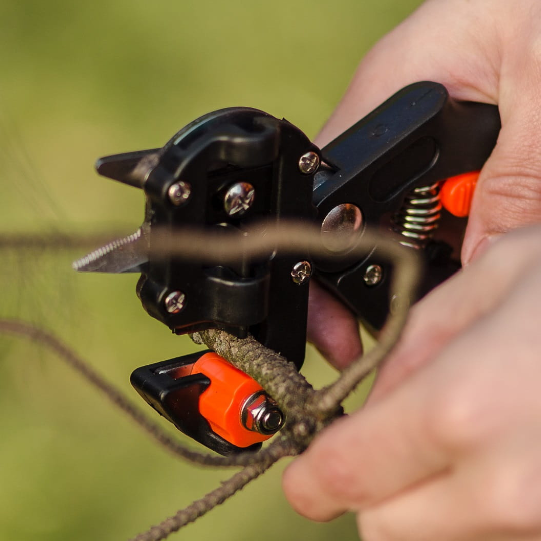 Sekator do szczepienia winorośli, drzew i krzewów, SKU: 058